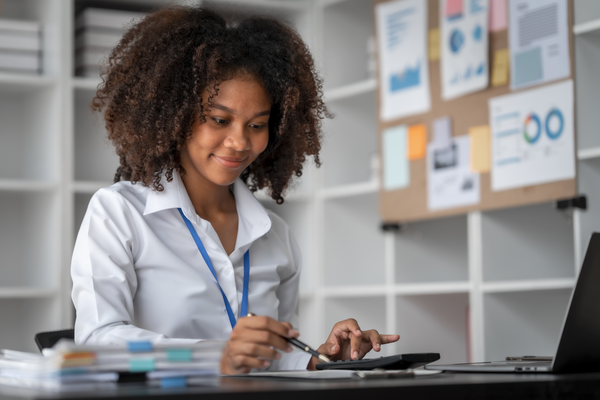female accountant